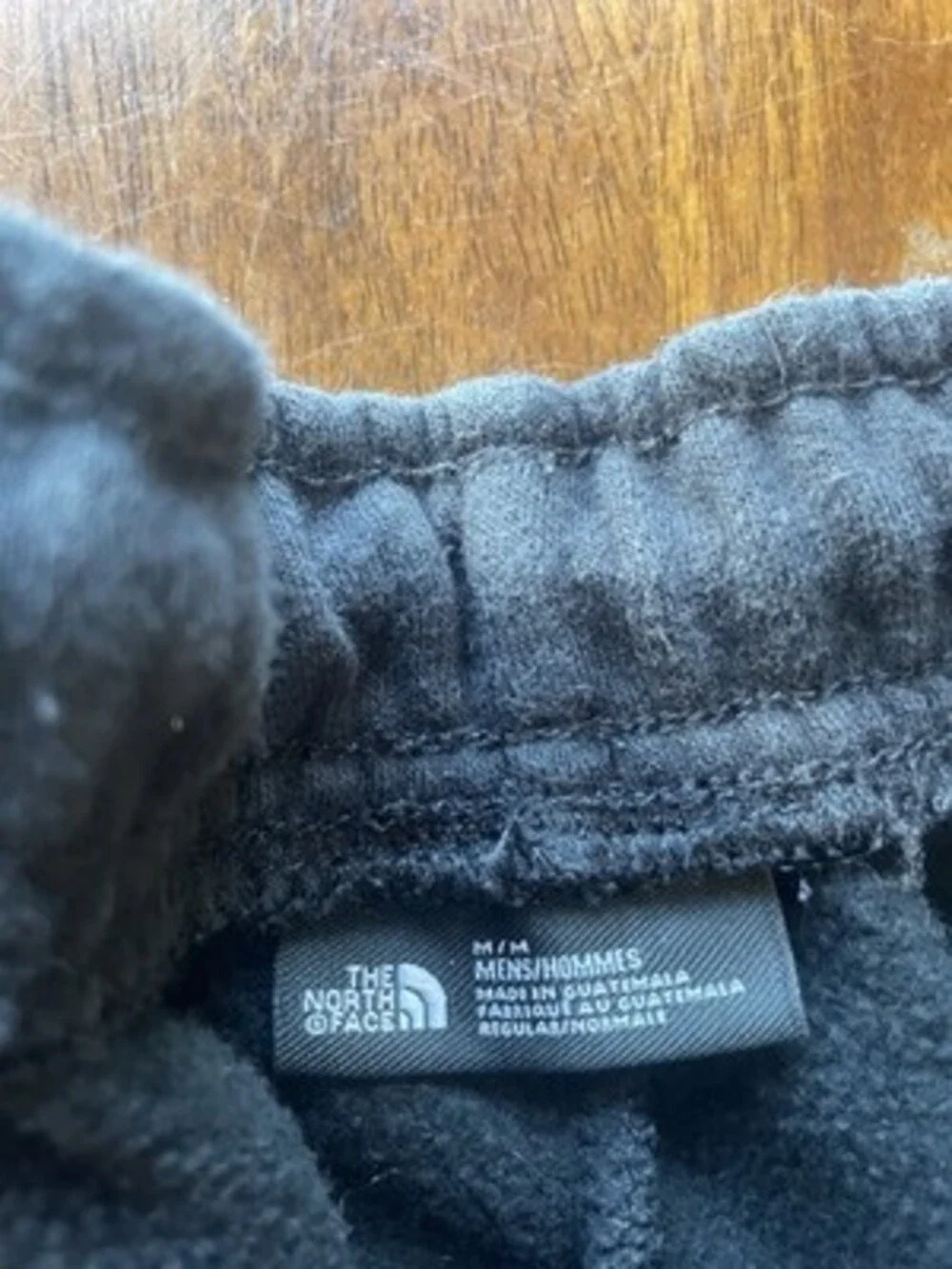 The North Face Men’s Simple Logo Fleece Shorts Black Pink Logo Size M